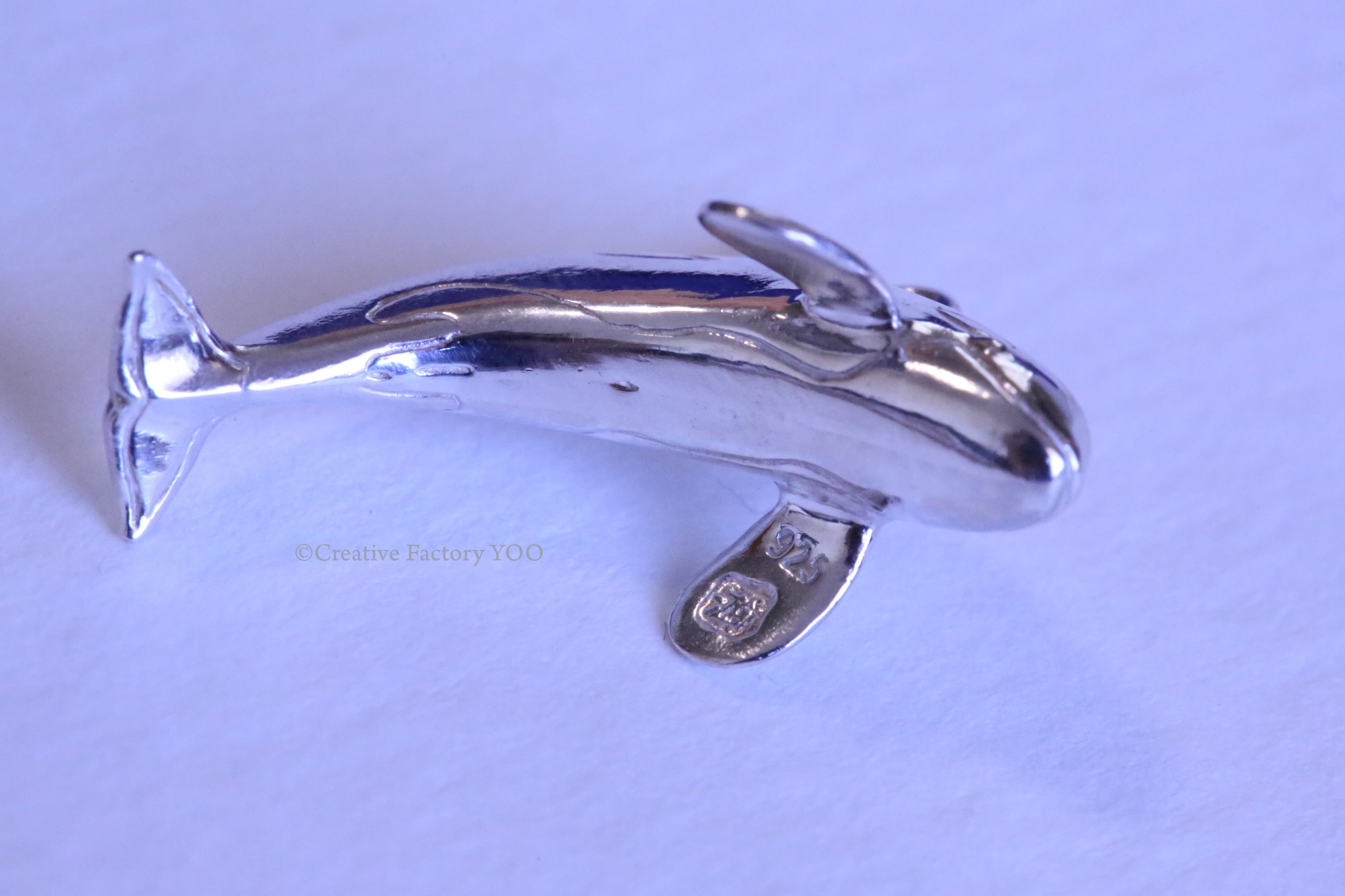 Orca / Killer Whale (Jumping Shape) Pendant