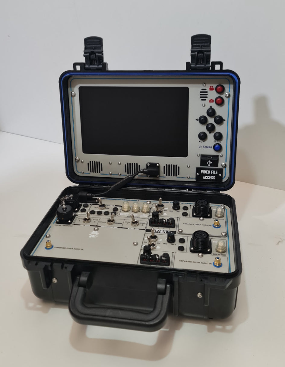 DiveSpy 2 Diver Video/Light Console