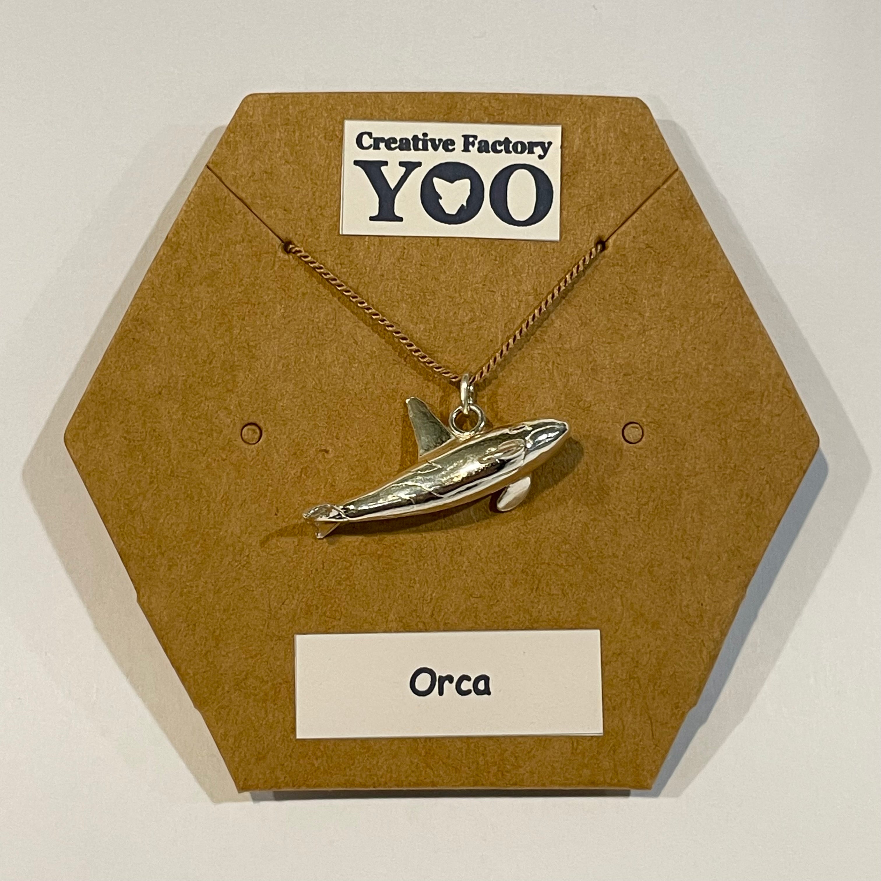 Orca / Killer Whale (Straight Shape) Pendant