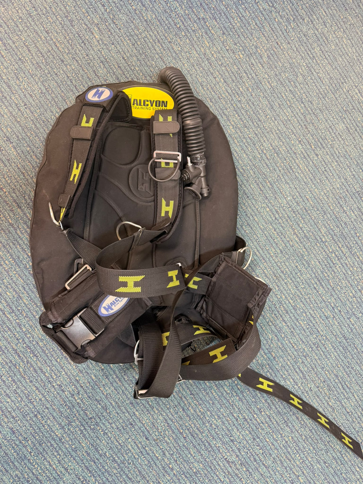 Halcyon Infinity 30 lb BCD Training System with Weight Insert – Demo Stock