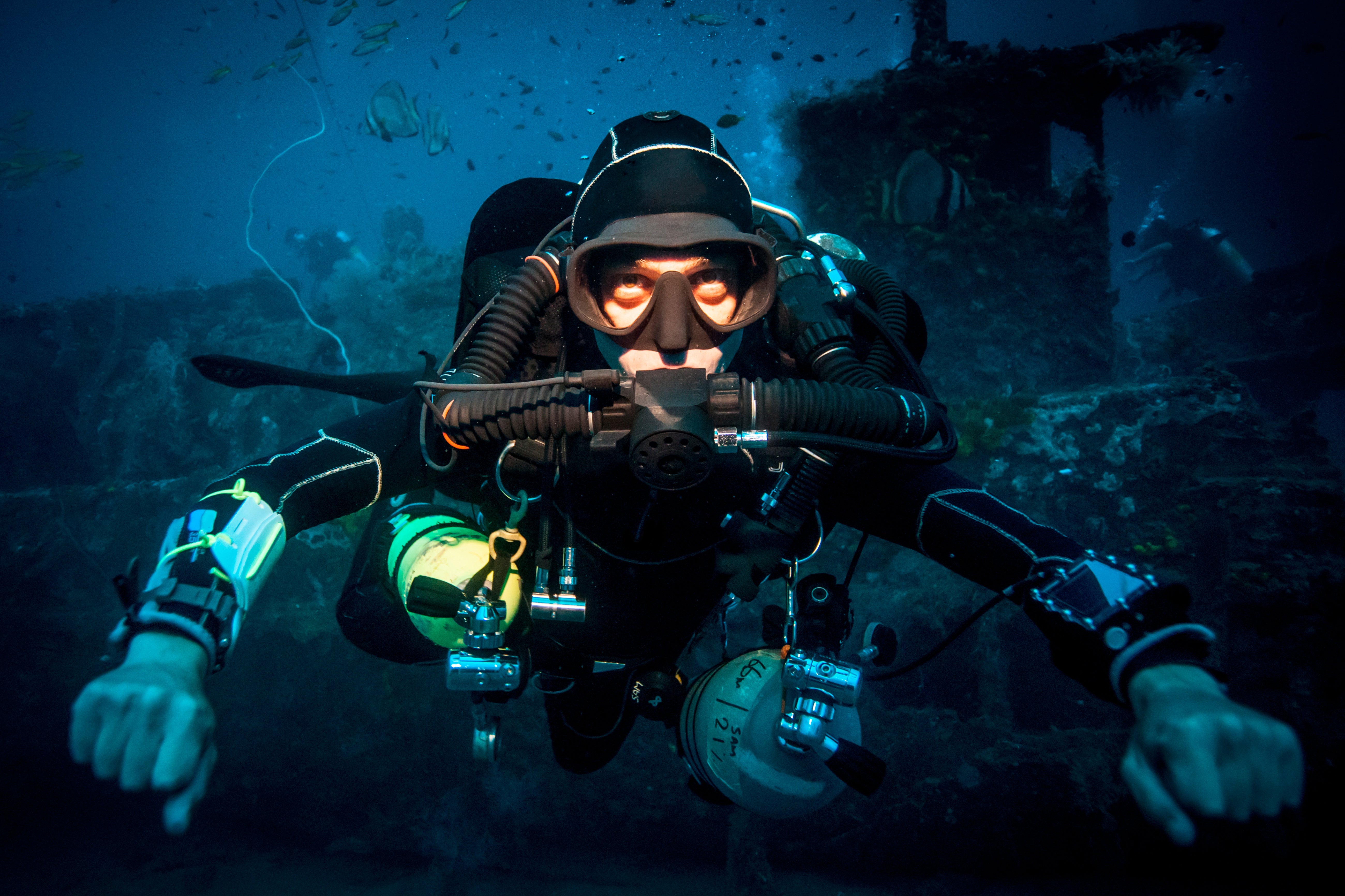 Sidemount
